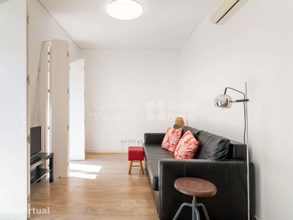 Apartamento T2 mobilado para arrendamento em Santo António - Grande imagem: 2/24