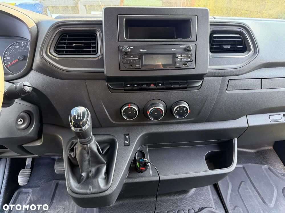Renault Master 8EP - 11