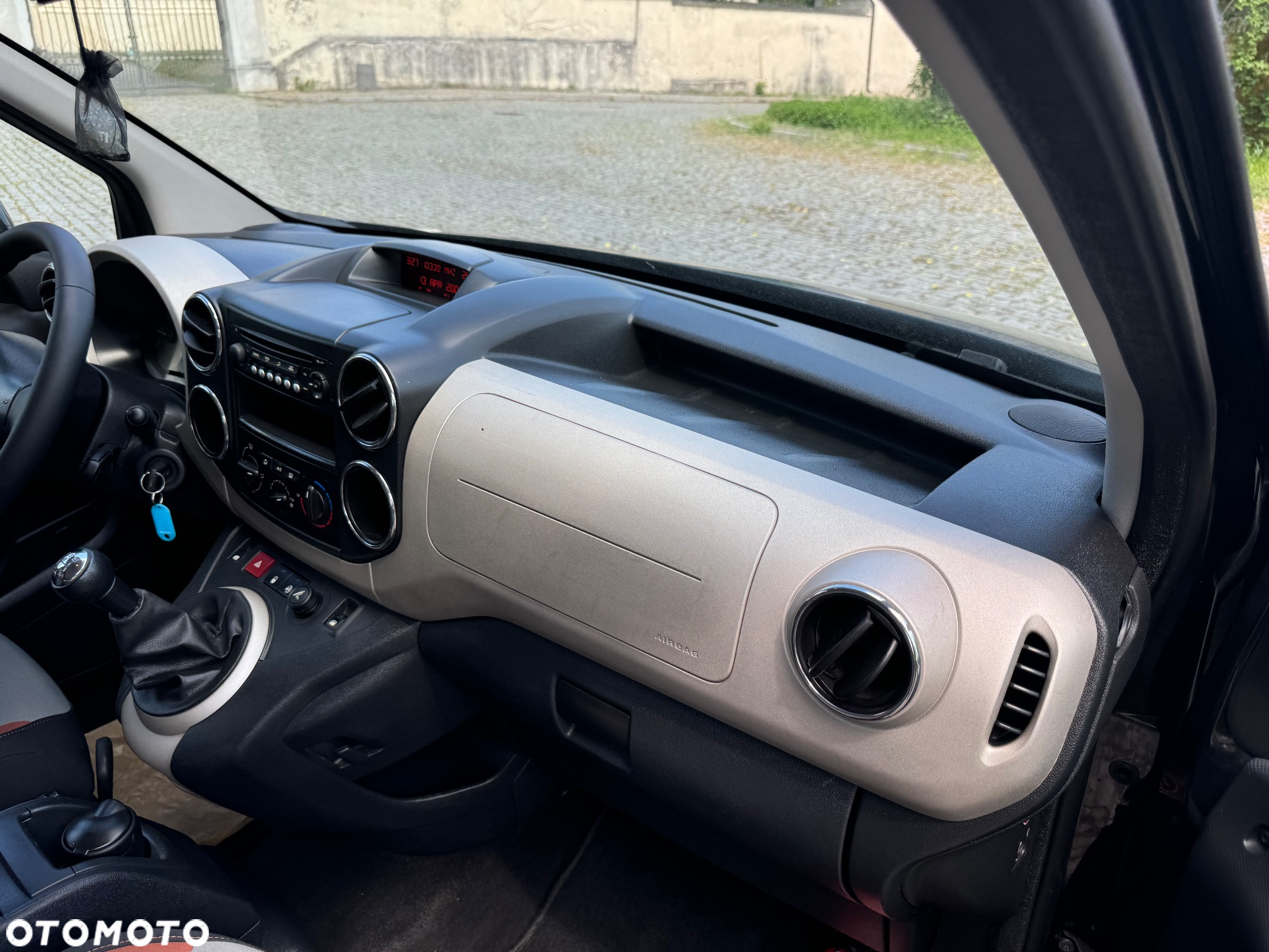 Peugeot Partner 1.6 HDi Active - 23
