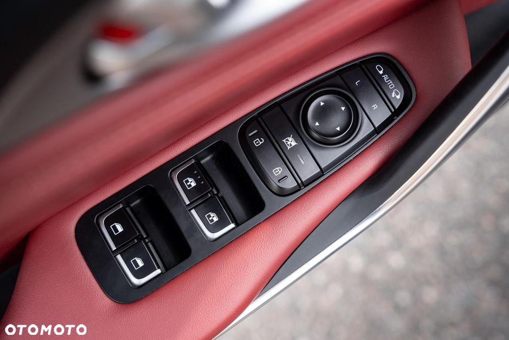 Kia Stinger - 19