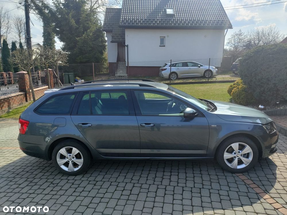 Skoda Octavia 1.5 TSI ACT DSG Soleil - 8