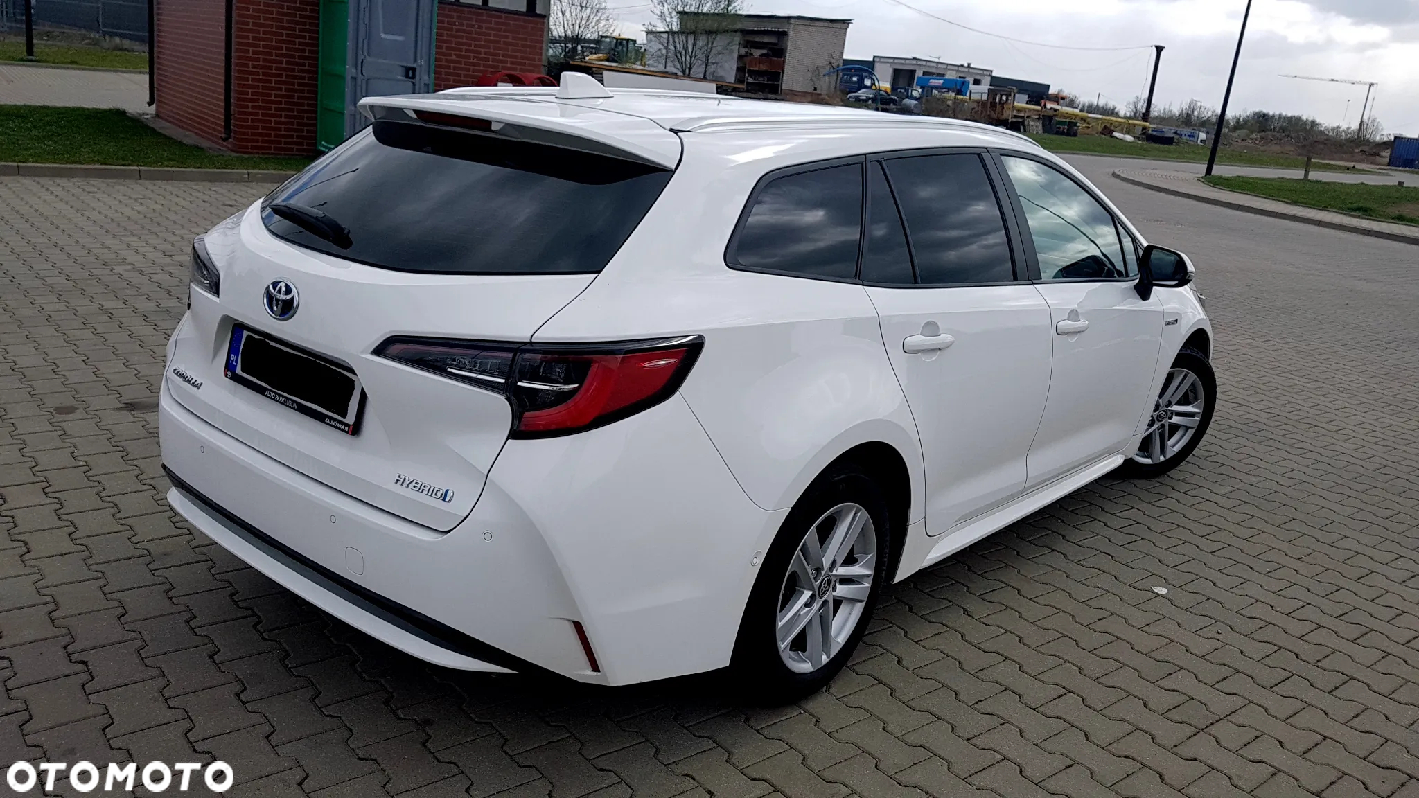 Toyota Corolla 1.8 Hybrid Style - 2
