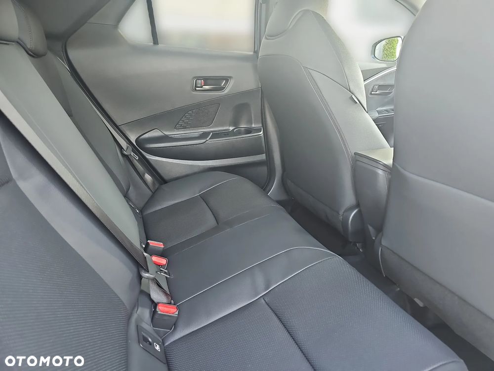 Toyota C-HR 2.0 PHEV Dynamic Force Executive - 11