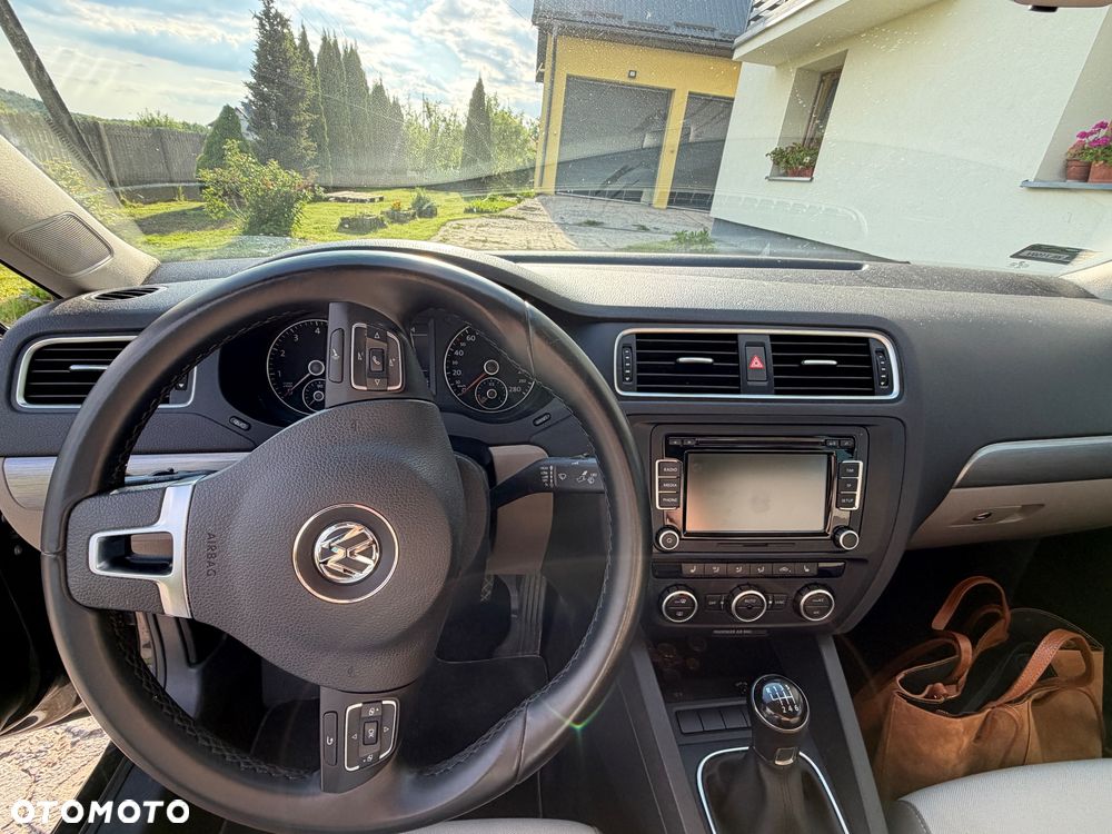 Volkswagen Jetta 1.4 TSI Highline - 4