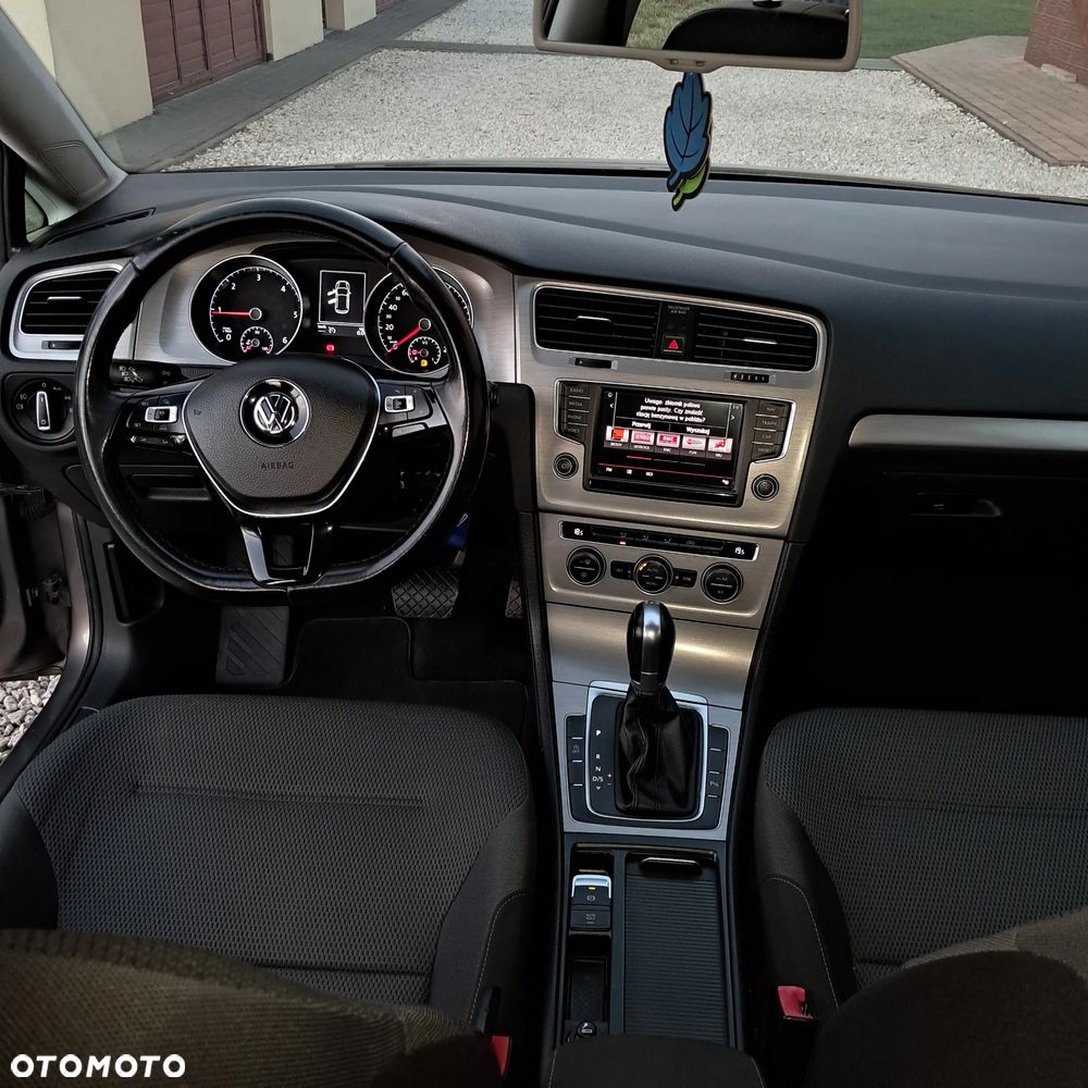 Volkswagen Golf 1.6 TDI BlueMotion Technology DSG Trendline - 11