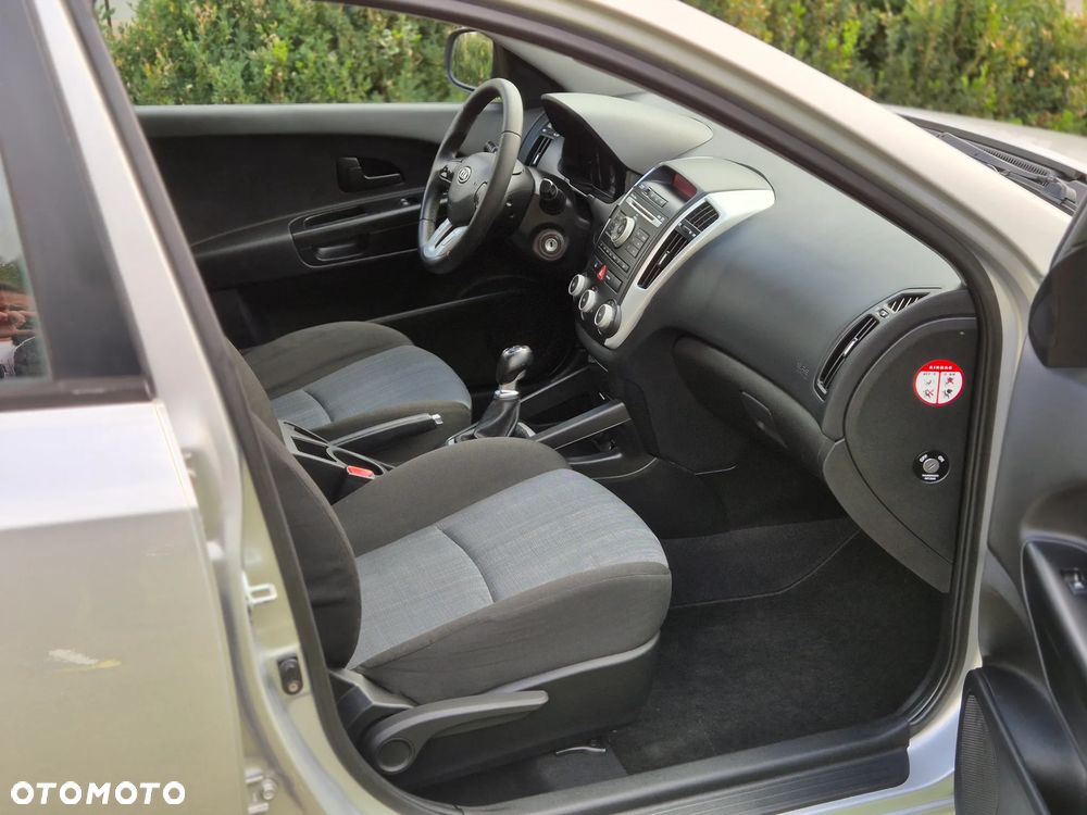 Kia Ceed 1.4 CVVT EX - 14