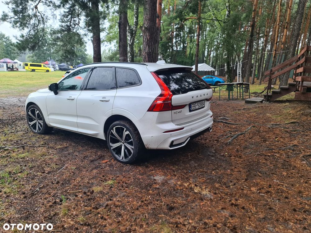 Volvo XC 60 B5 B AWD Ultimate Black Edition - 3