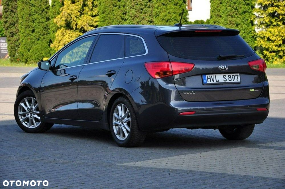 Kia Ceed 1.6 GDI Spirit - 22
