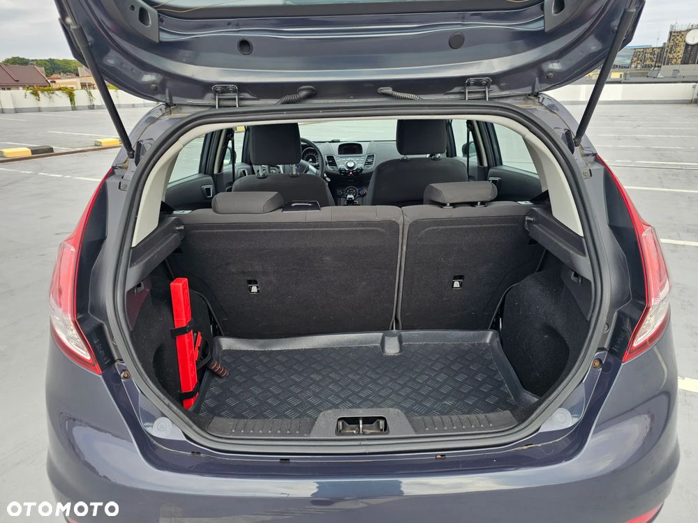Ford Fiesta - 16