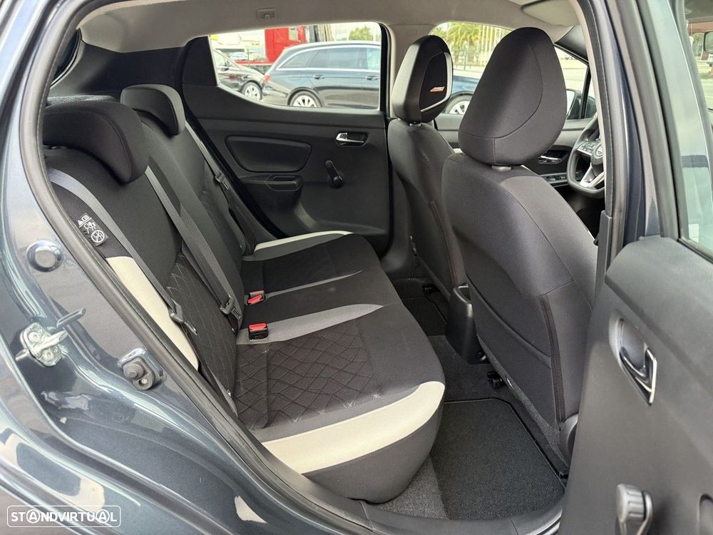 Nissan Micra 1.0 Acenta - 12