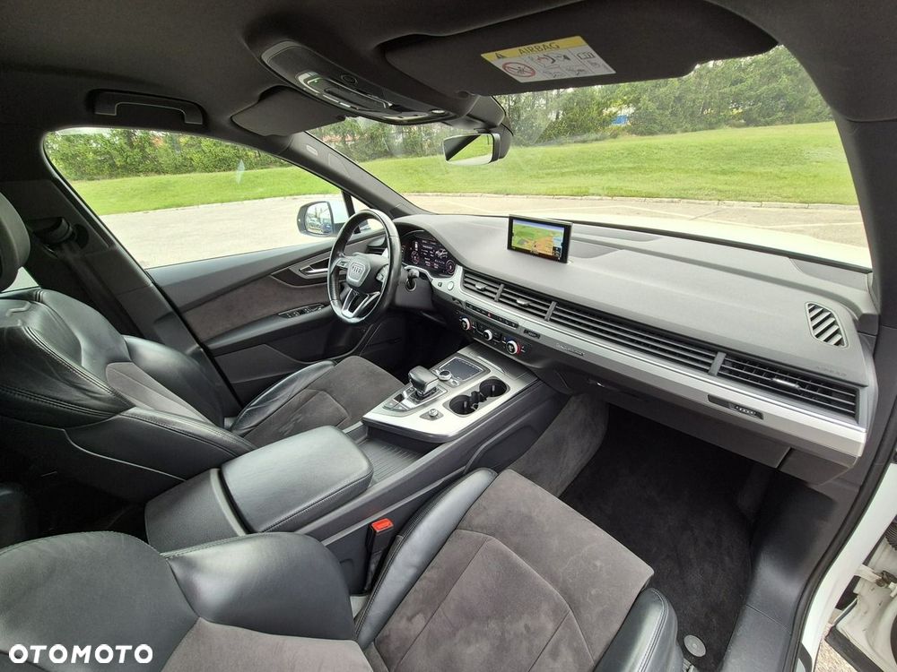 Audi Q7 3.0 TDI ultra Quattro Tiptronic - 28