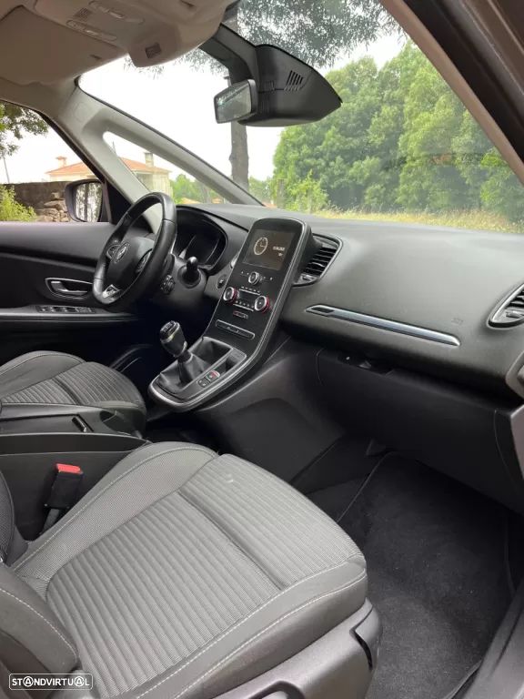 Renault Grand Scénic 1.5 dCi Dynamique S SS - 17