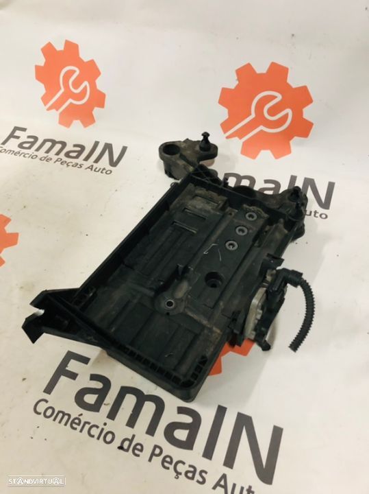 Suporte da Bateria VW Passat B8 (2017- - 1