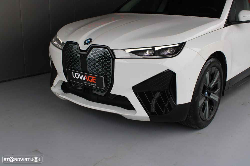 BMW iX xDrive 40 - 31