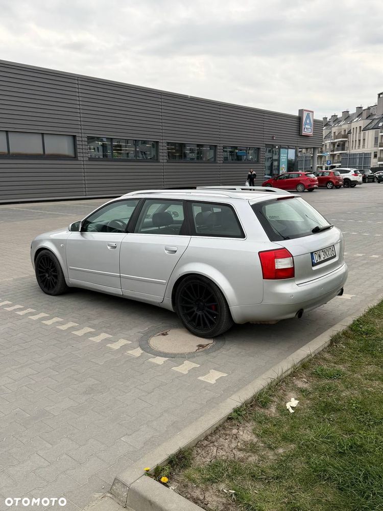 Audi A4 Avant 1.8T Quattro - 7