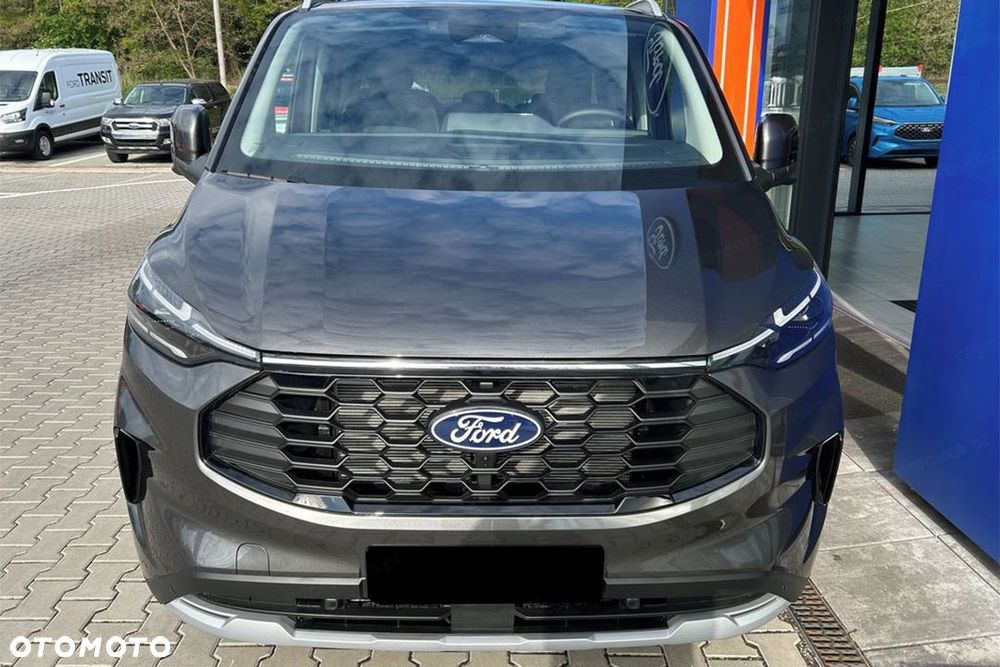 Ford Tourneo Custom - 5