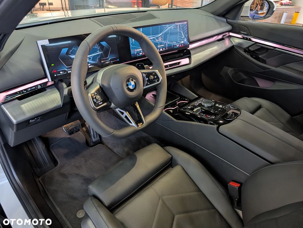 BMW Seria 5 520d xDrive mHEV M Sport - 9