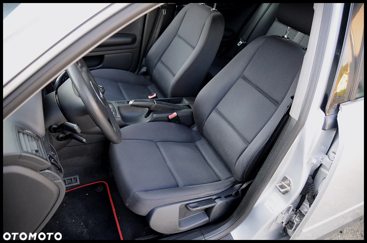 Audi A4 Avant - 25