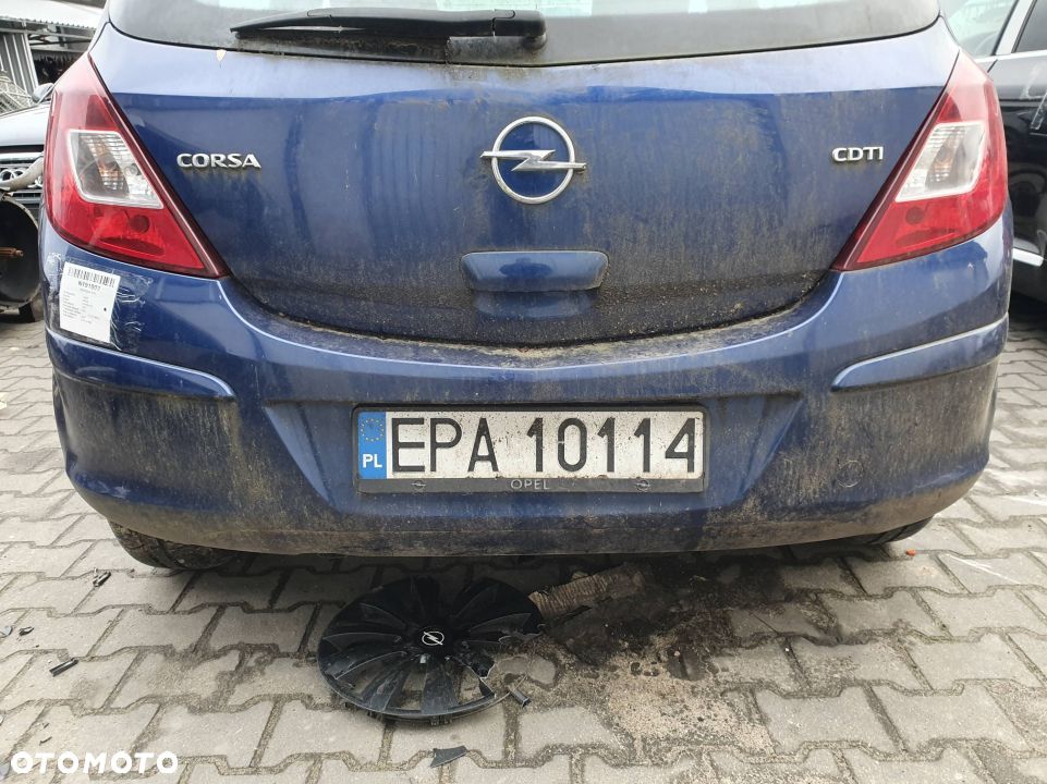 ZDERZAK TYŁ OPEL CORSA D 4CU - 1