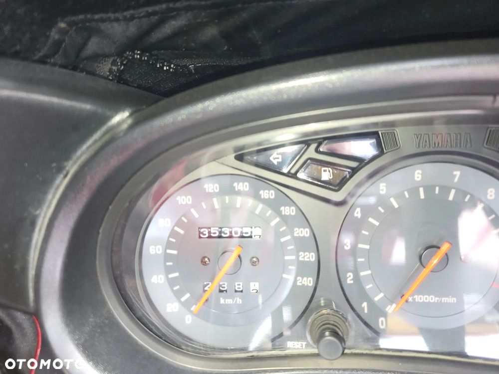 Yamaha XJ - 9