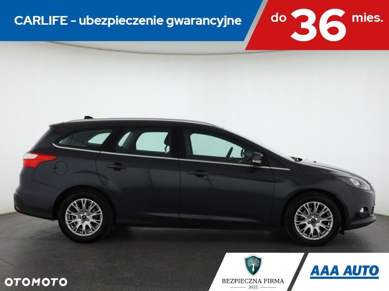 Ford Focus SW - 8