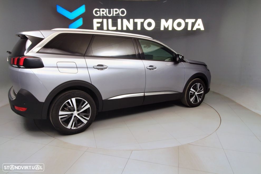 Peugeot 5008 1.2 PureTech Allure Pack - 2