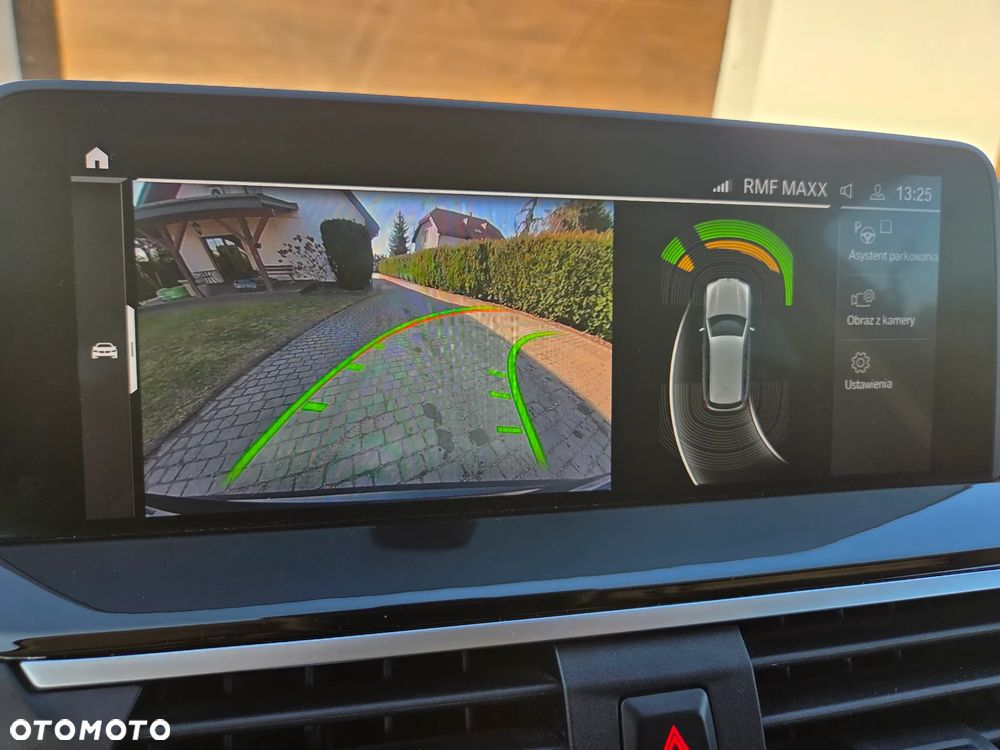 BMW X3 sDrive18d xLine - 28