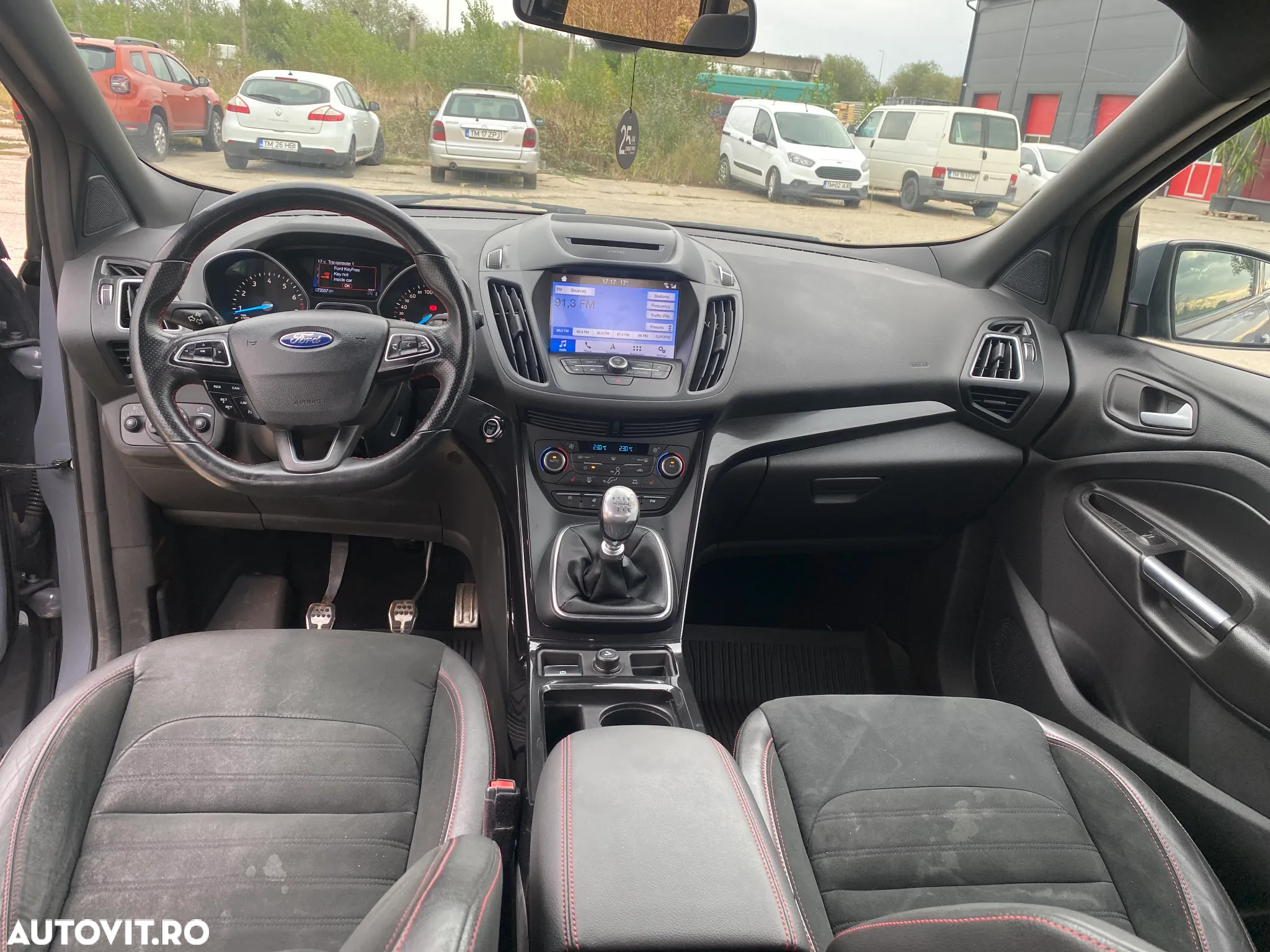 Ford Kuga - 10