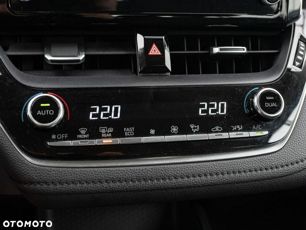 Toyota Corolla 1.5 Comfort - 17