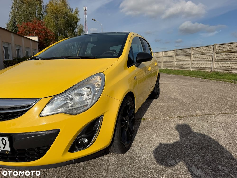 Opel Corsa 1.4 16V Color Edition - 11