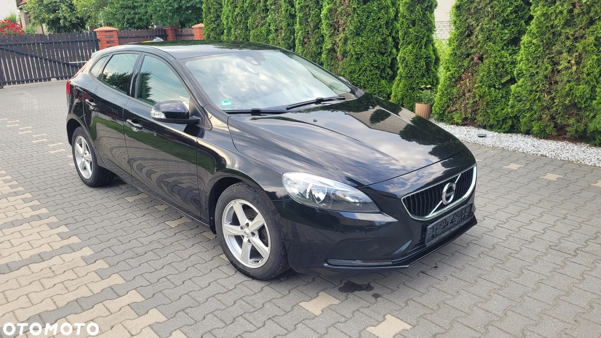 Volvo V40 D2 Drive-E Kinetic - 1
