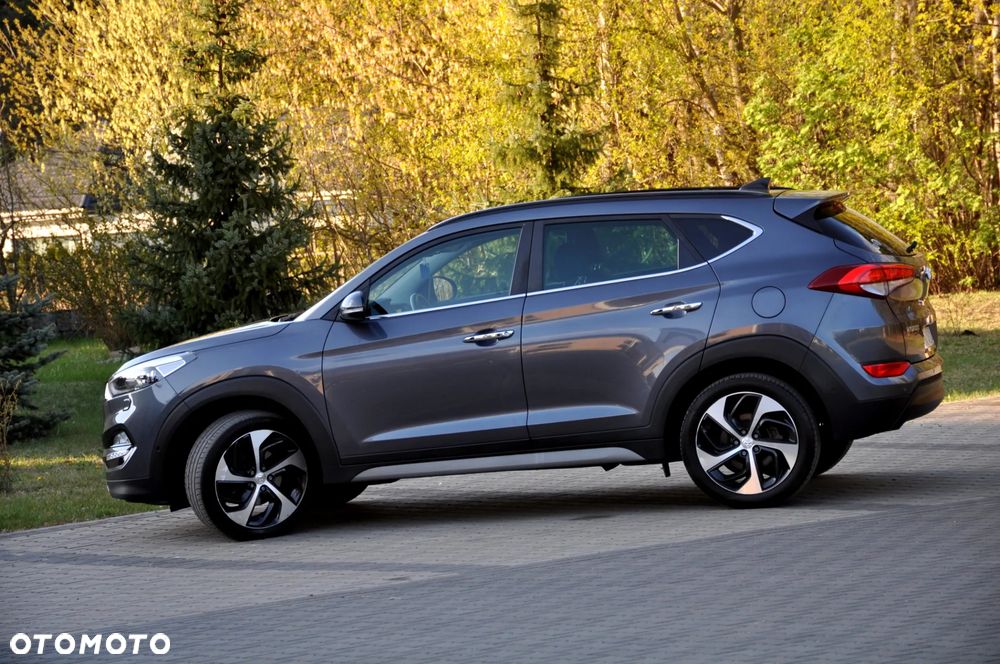 Hyundai Tucson blue 1.7 CRDi 2WD DCT Premium - 23