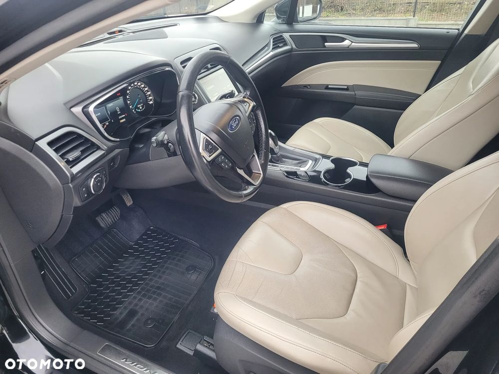 Ford Mondeo 2.0 TDCi Titanium 4WD PowerShift - 10