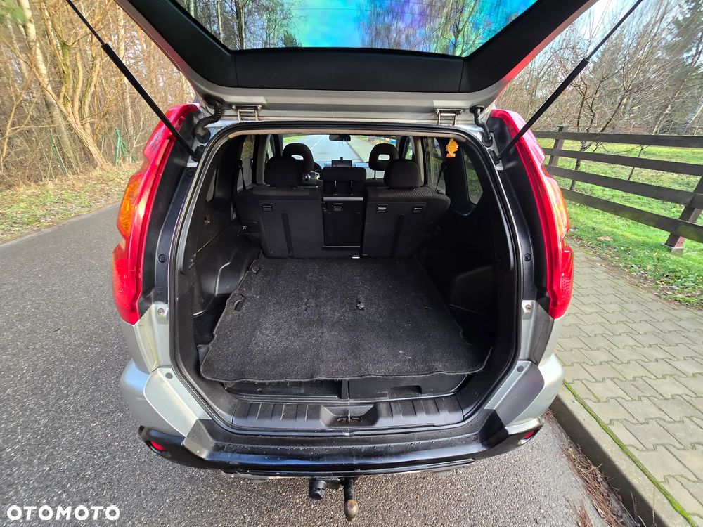 Nissan X-Trail 2.0 dCi 4x4 DPF Platinum - 22