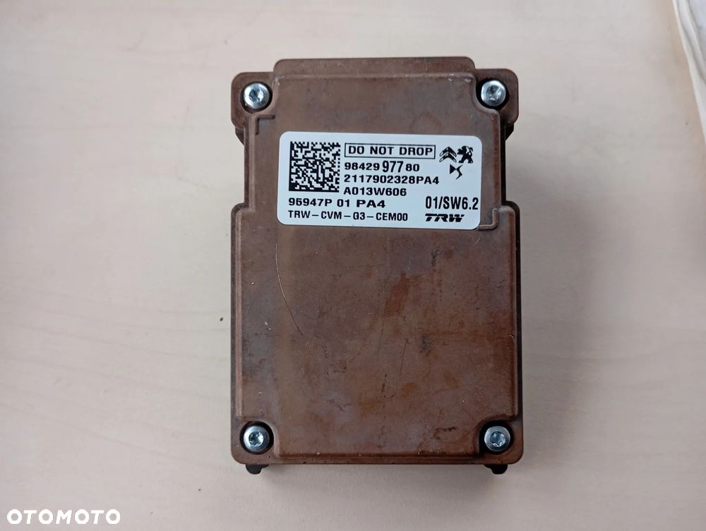 KAMERA SZYBY CZOŁOWEJ PEUGEOT CITROEN 9842997780