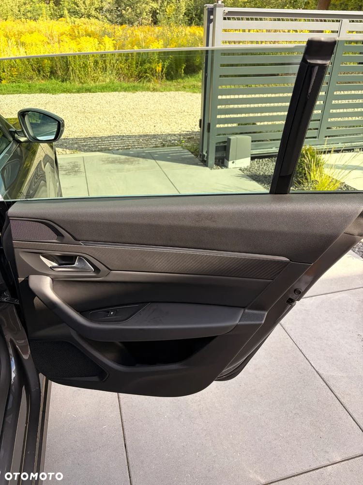 Peugeot 508 2.0 BlueHDi Allure S&S EAT8 - 17