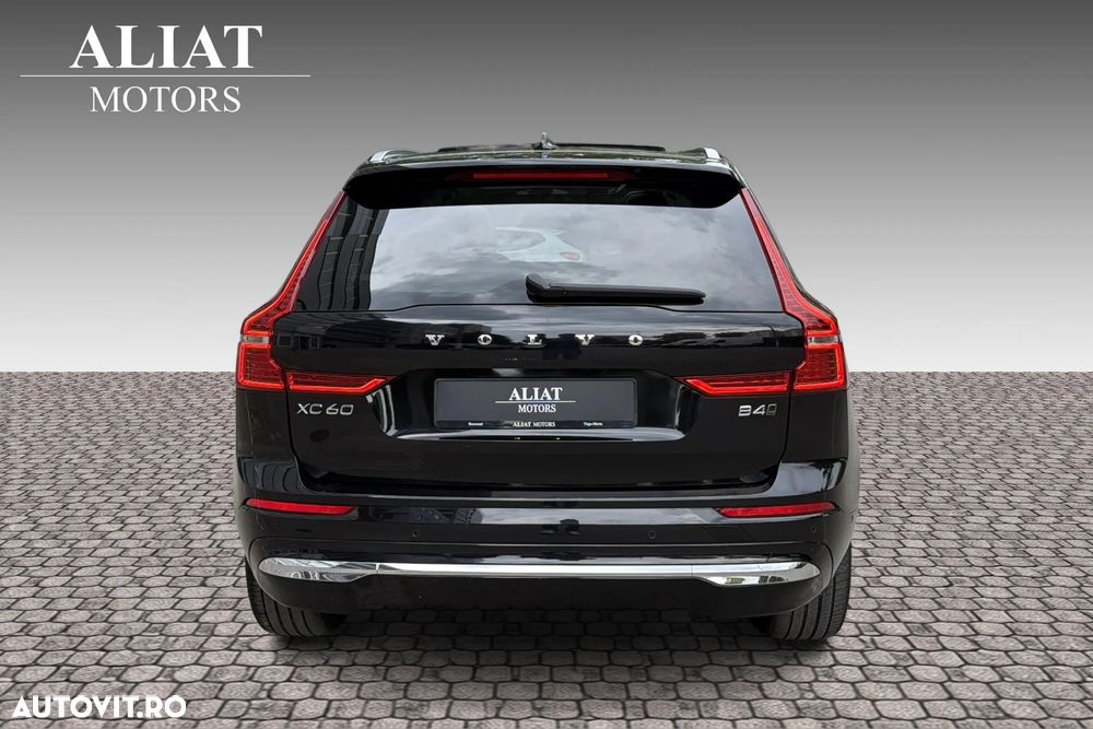 Volvo XC 60 B4 D AWD Ultimate Bright - 7