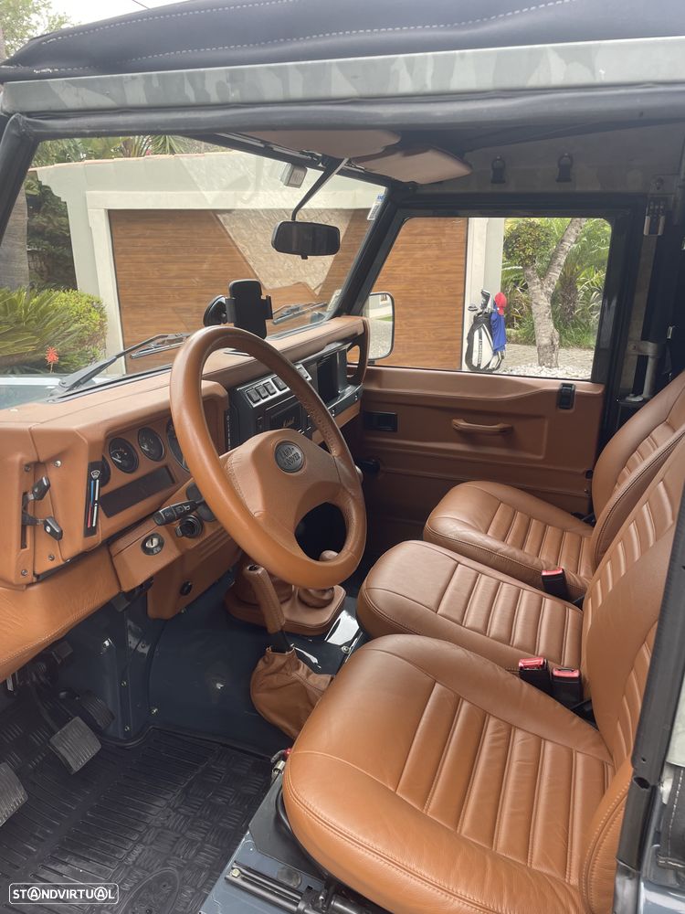 Land Rover 90 ver-90-2-5-td5-soft-top - 9