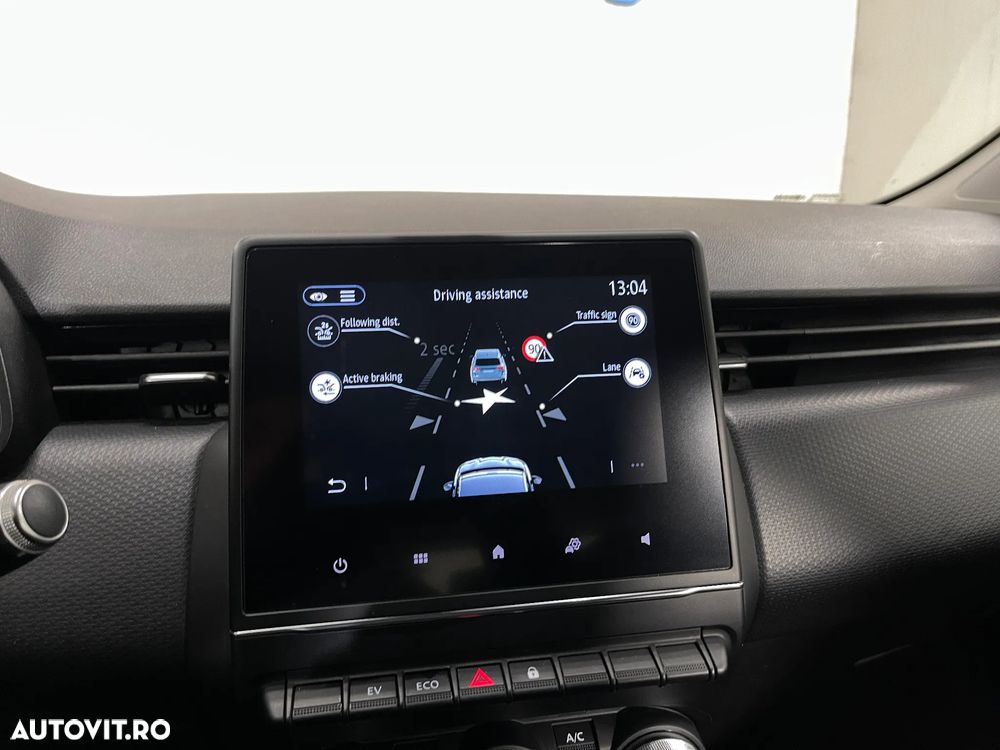 Renault Clio E-TECH Hybrid 140 BUSINESS EDITION - 13