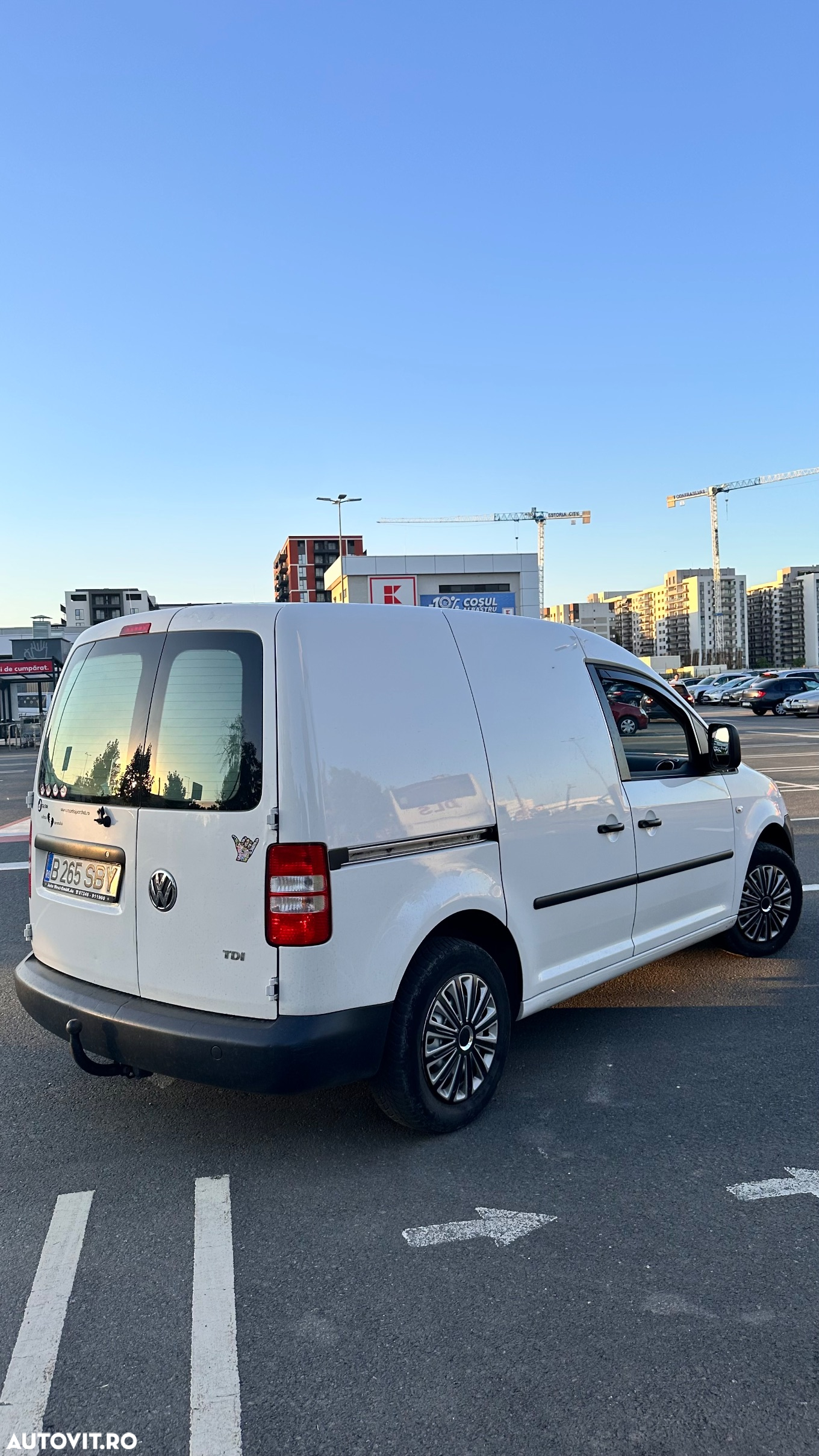 Volkswagen Caddy 1.6 TDI (5-Si.) Edition 30 - 8