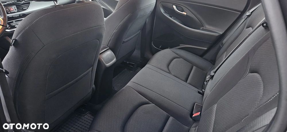 Hyundai i30 1.6 CRDi Comfort - 4