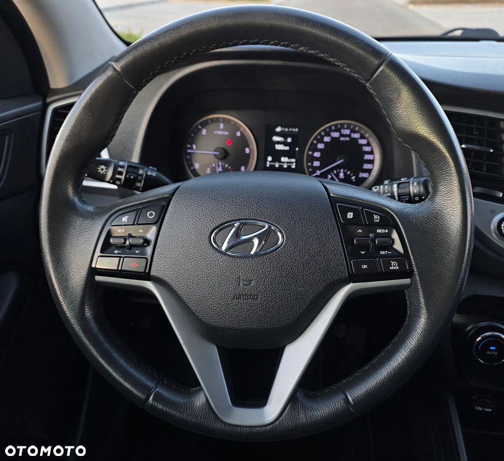 Hyundai Tucson blue 1.7 CRDi 2WD Passion Plus - 24