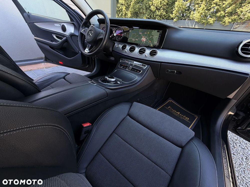 Mercedes-Benz Klasa E 220 d 9G-TRONIC - 16