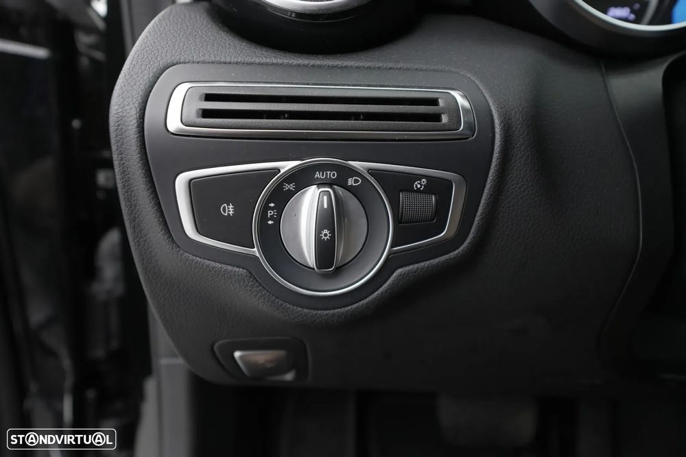 Mercedes-Benz C 300 de Avantgarde - 17