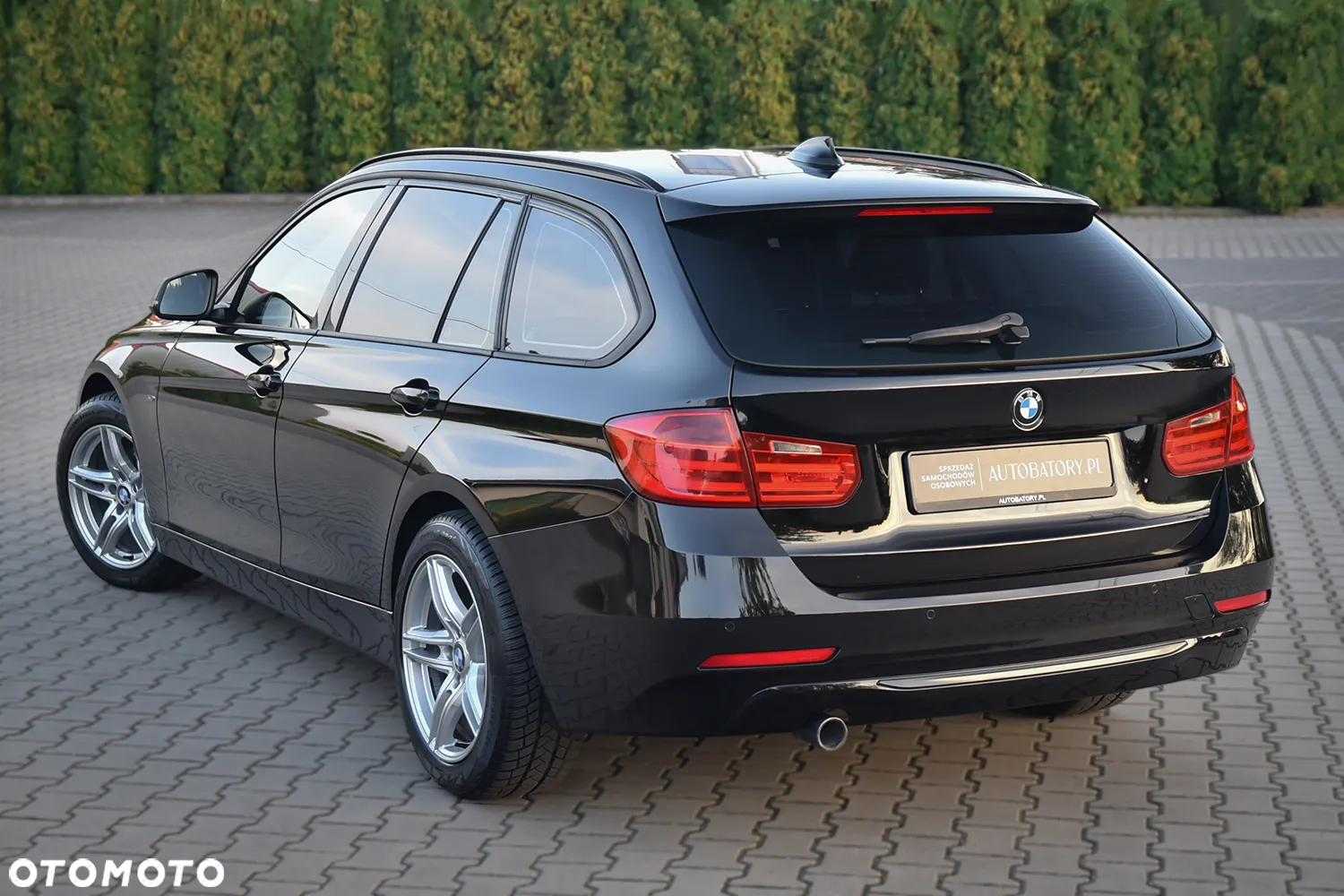 BMW Seria 3 318d Sport Line - 13