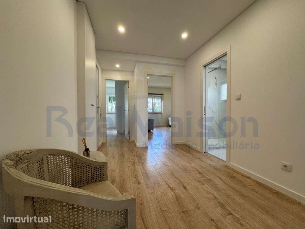 Arrenda-se Apartamento T2 Renovado e Equipado - Mem Martins - Grande imagem: 5/16
