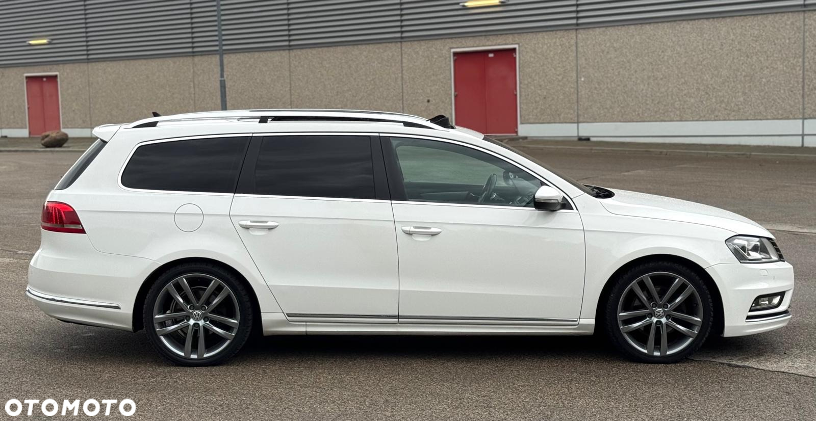 Volkswagen Passat 2.0 TDI Highline R-Style DSG - 4