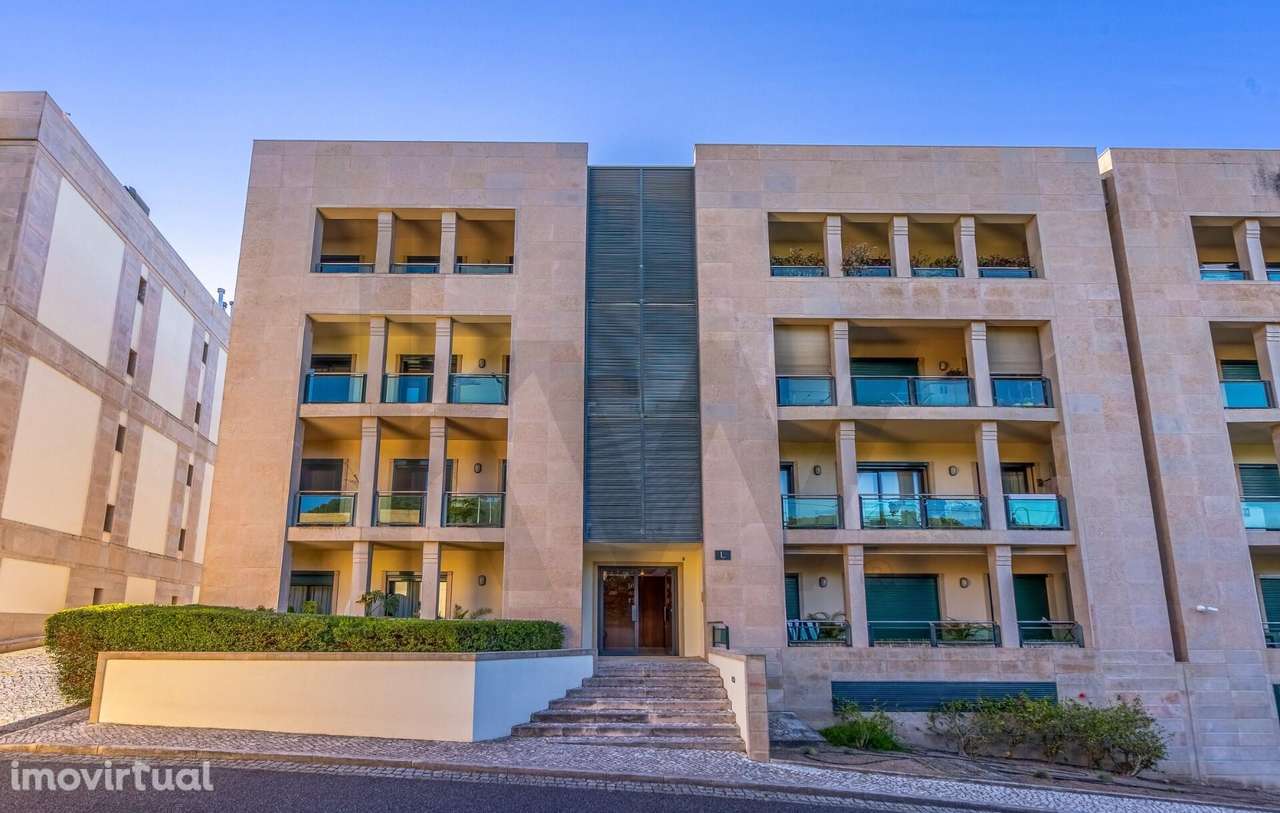 "T3 de Luxo no Prestigiado Villa Restelo" - Grande imagem: 4/25