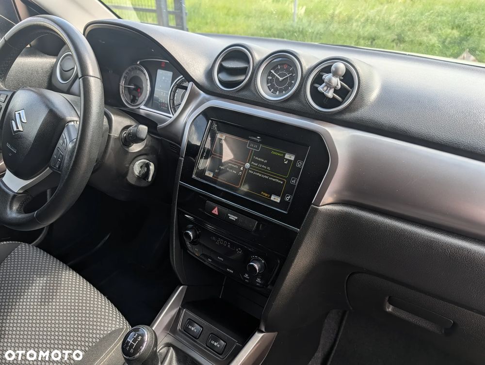 Suzuki Vitara 1.0 Boosterjet Club - 36