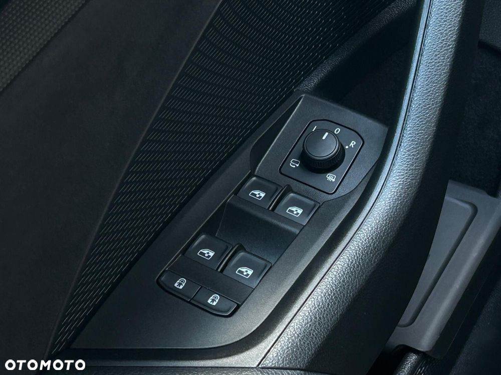 Skoda Octavia 2.0 TSI RS DSG - 21